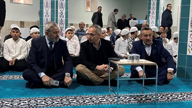 Konya'da 10 öğrenciye hafızlık belgeleri verildi