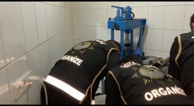 Suç örgütlerine silah üreten atölyeye operasyon