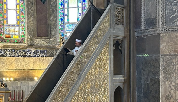 Diyanet İşleri Başkanı Erbaş Ayasofya'da cuma namazı kıldırdı