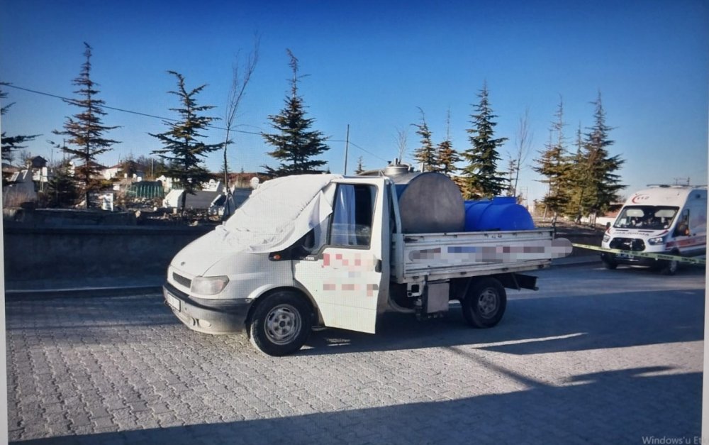 Kamyonette ölü bulundu