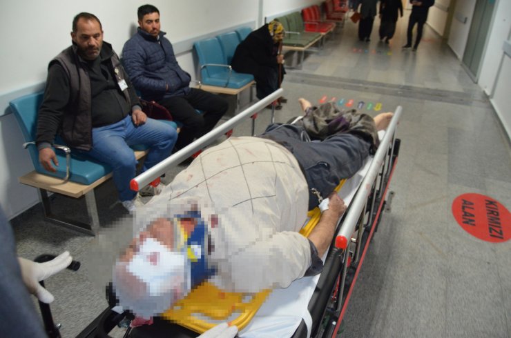 Aksaray-Konya yolunda zincirleme kaza; aynı aileden 5 yaralı