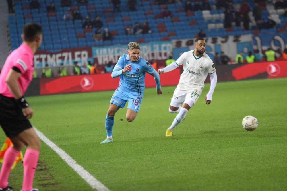 Karadeniz derbisinde gülen taraf Trabzonspor