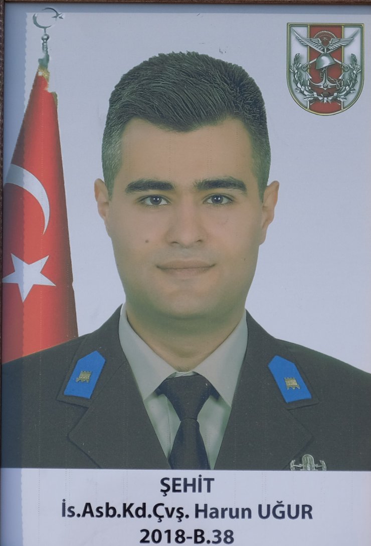 Konya'da askeri araç kazasında şehit olan 2 asker memleketlerine uğurlandı! Yürek yakan detay...