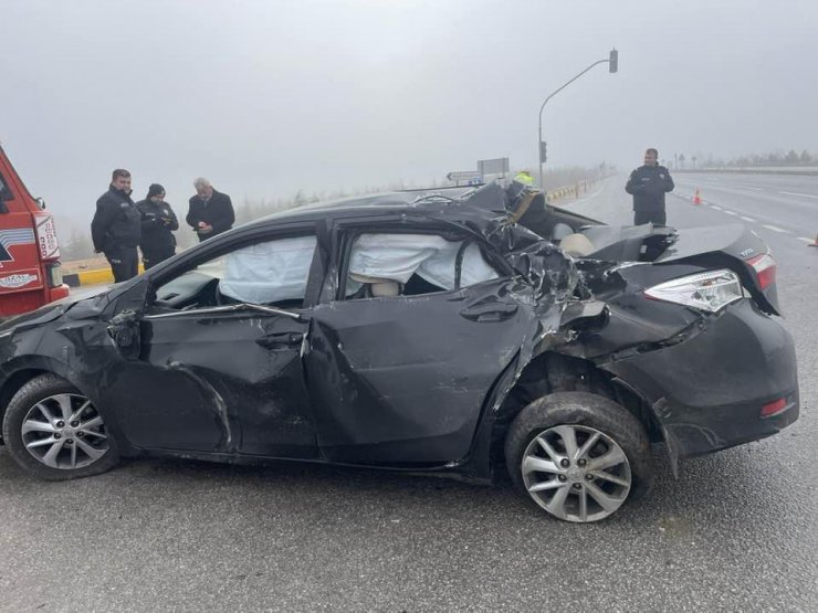 Konya'da belediye başkanının makam aracı, kamyonetle çarpıştı: Başkan dahil 4 yaralı