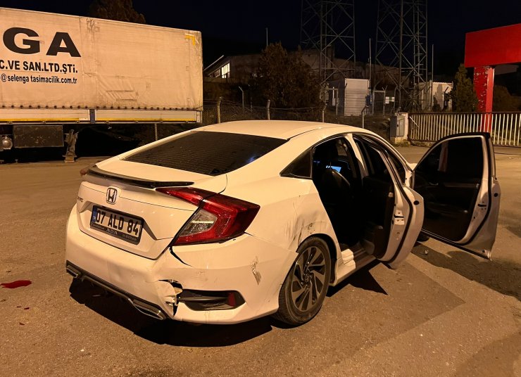 Alkollü sürücünün çarptığı polis yaralandı