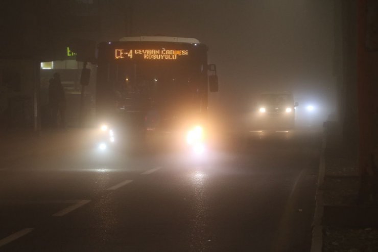 Uçuşlara 'sis' engeli