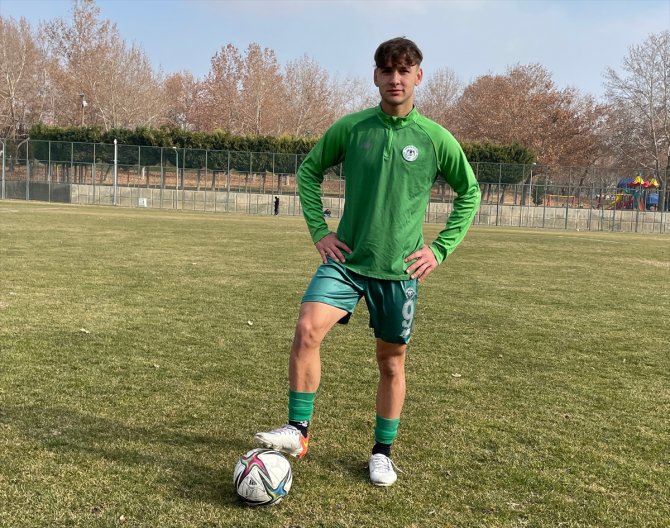 Ahmet Çalık'ın hediye ettiği kramponla gol kralı olan genç, merhum futbolcuyu anlattı