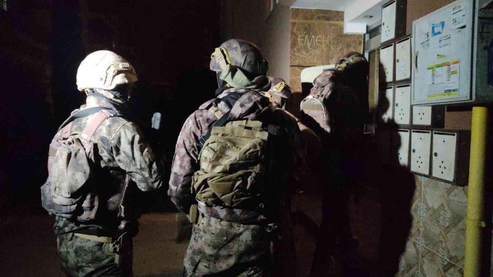 FETÖ’nün güncel yapılanmasına şafak operasyonu