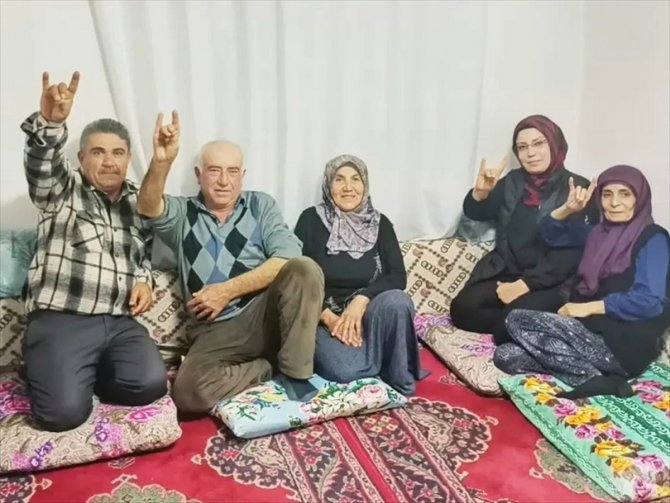 MHP Yalıhüyük İlçe teşkilatı ‘Komşum Nasılsın’ temalı ev ziyaretleri yapıyor