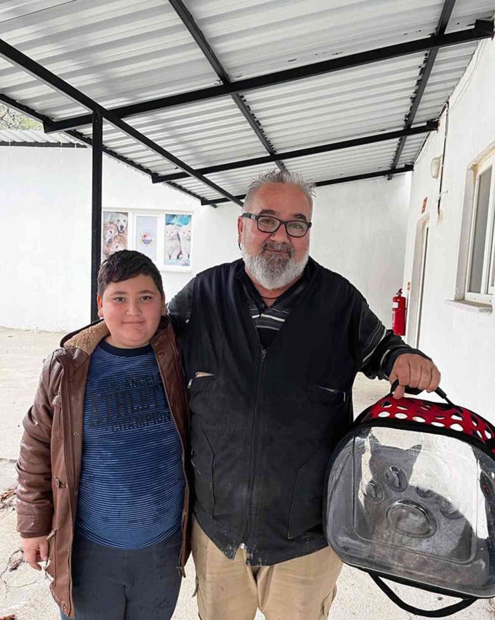 Kedinin midesinden çıktı