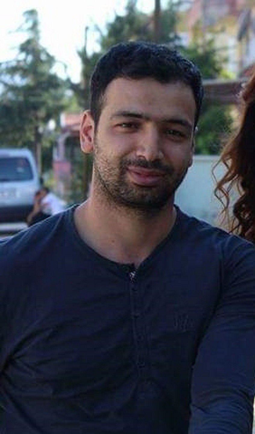 Takla atan otomobil köprü duvarına çarptı, 1 ölü