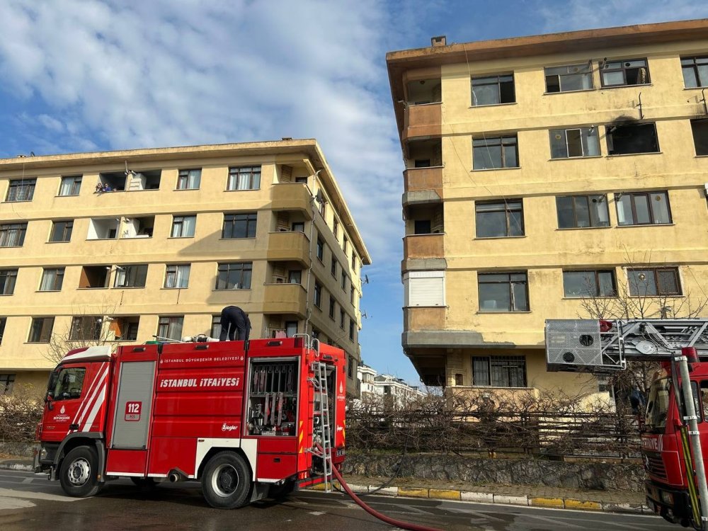 Apartman dairesi küle döndü