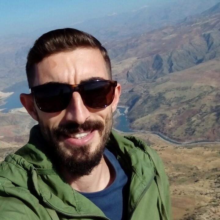 Bedensel engelli sürücü, donarak hayatını kaybetti