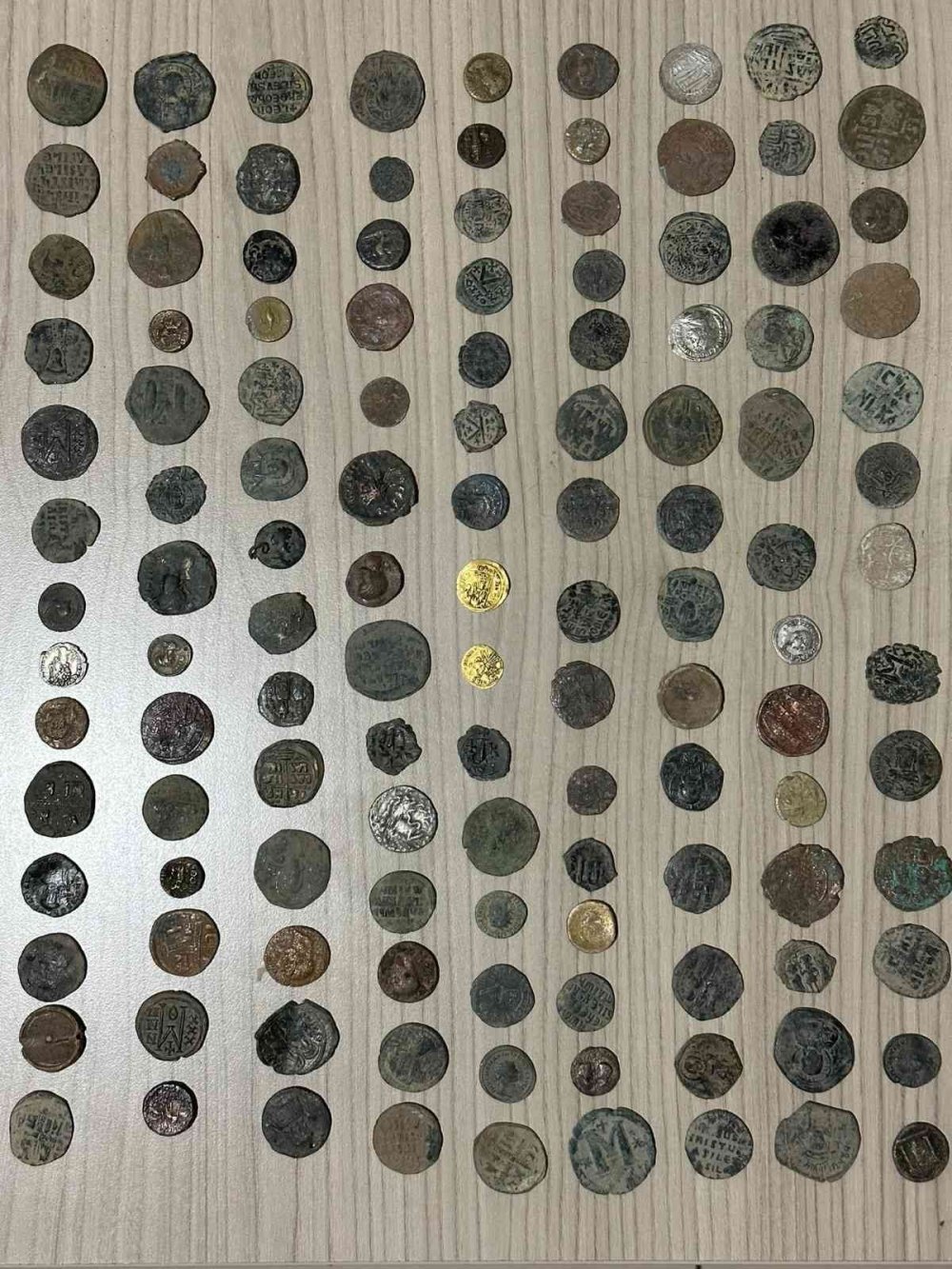 Konya’da Roma ve Bizans dönemine ait sikke ele geçirildi