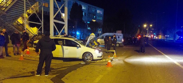 Yayaya çarparak ölümüne neden oldu, otomobilini bırakıp kaçtı