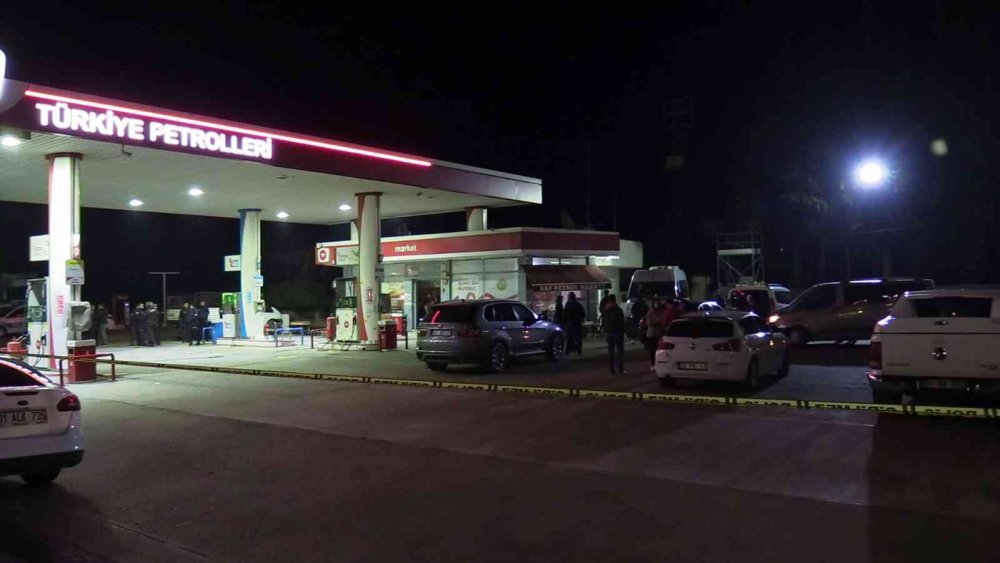 Akaryakıt istasyonuna kalaşnikoflu saldırı: 1 ölü
