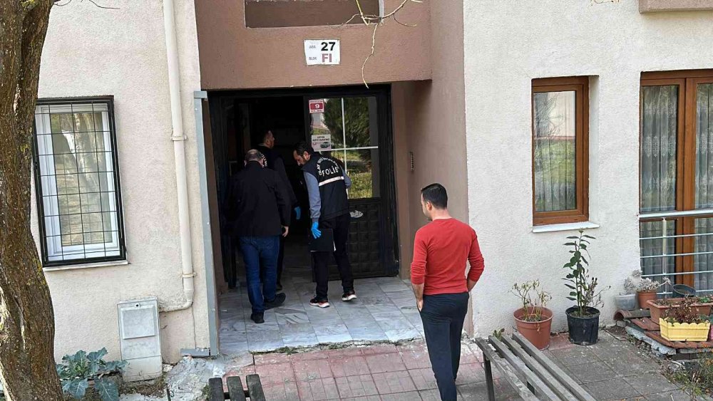 Alacak verecek kavgasında silahlar konuştu