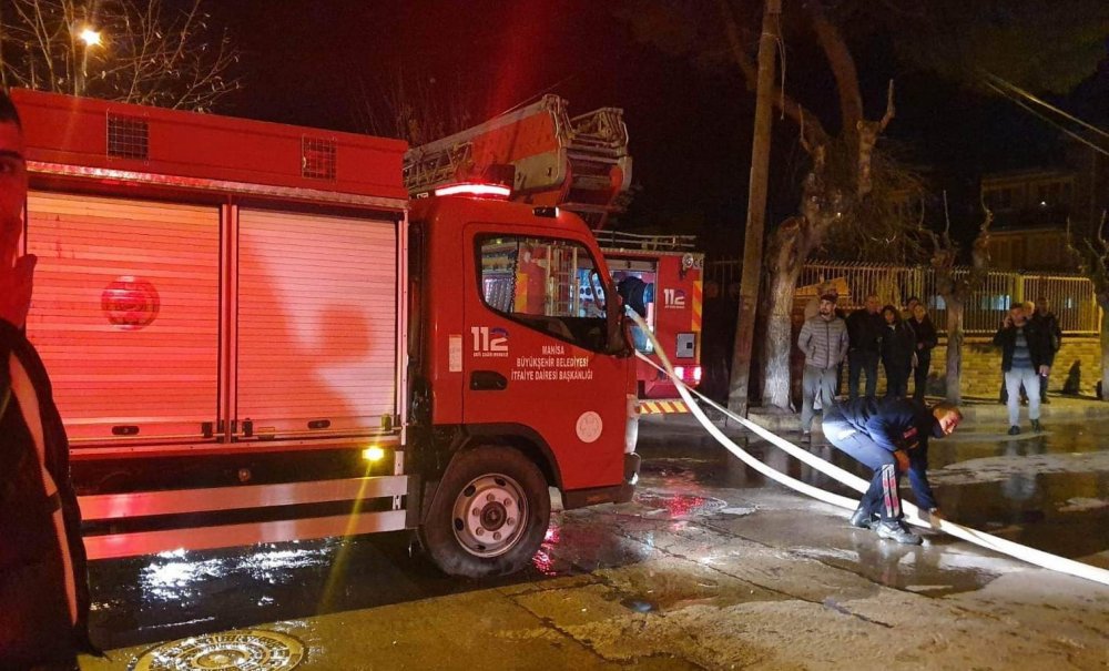 Ev yangını korkuttu
