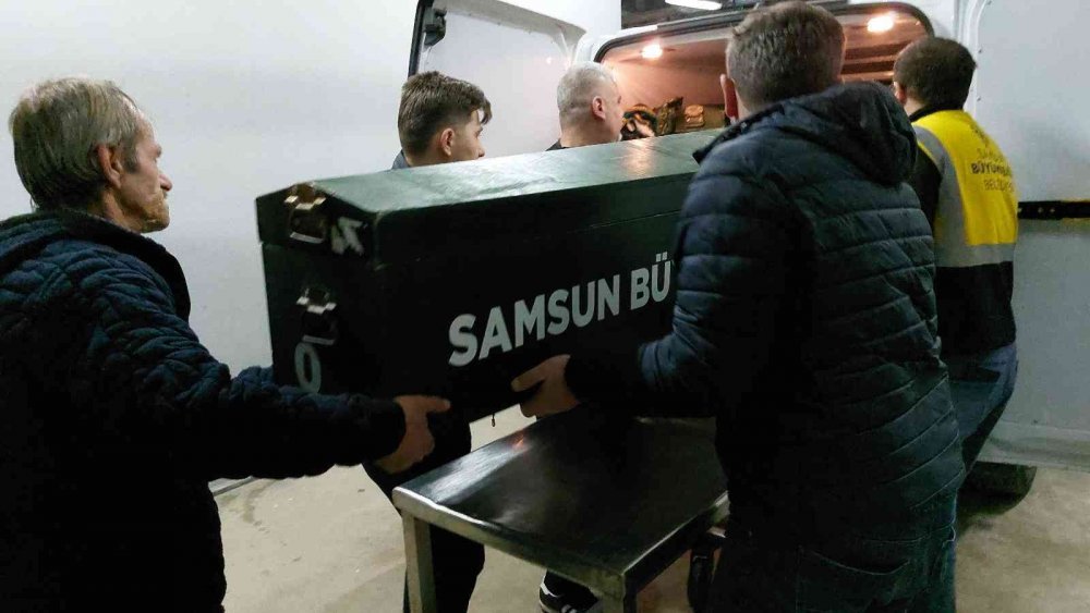 Gelinini öldürüp intihar etti