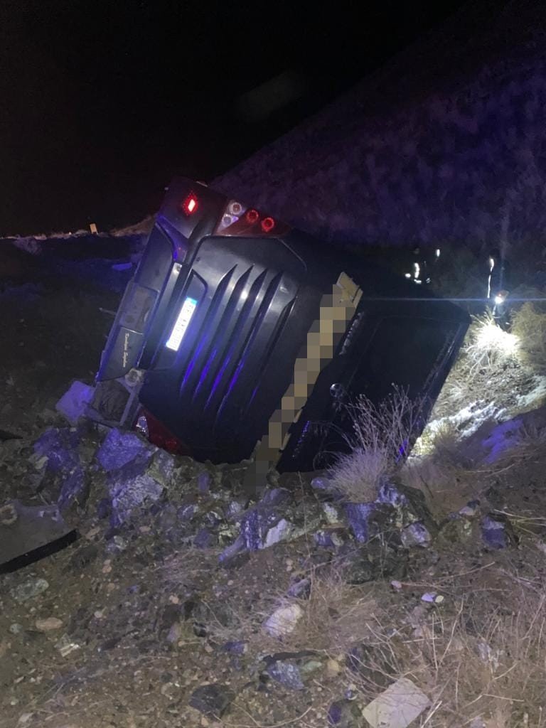 Otobüs devrildi: 6 yaralı