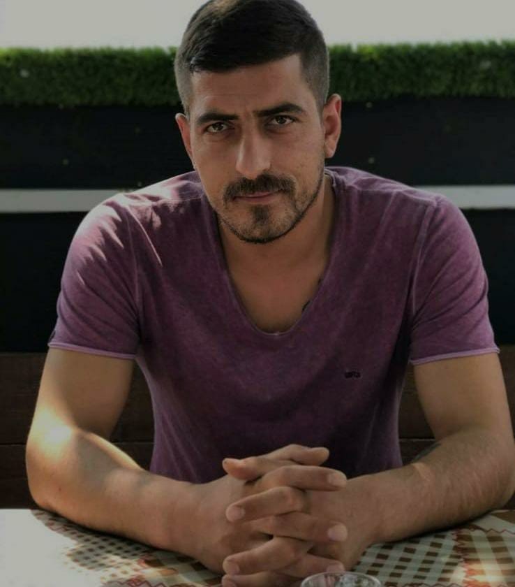 Silahlı saldırıya uğrayan kamyonet sürücüsü hayatını kaybetti