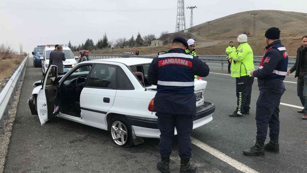 Trafik kazası: 4’ü çocuk 7 yaralı