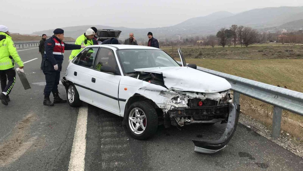 Trafik kazası: 4’ü çocuk 7 yaralı