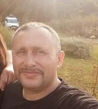 İki otomobil kafa kafaya çarpıştı: 1 ölü, 3 yaralı