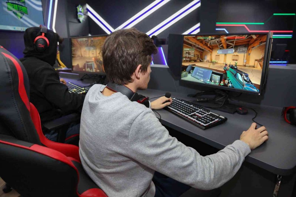 Konya'da 75 bin öğrenciye yeni nesil eğitim için kayıtlar başladı