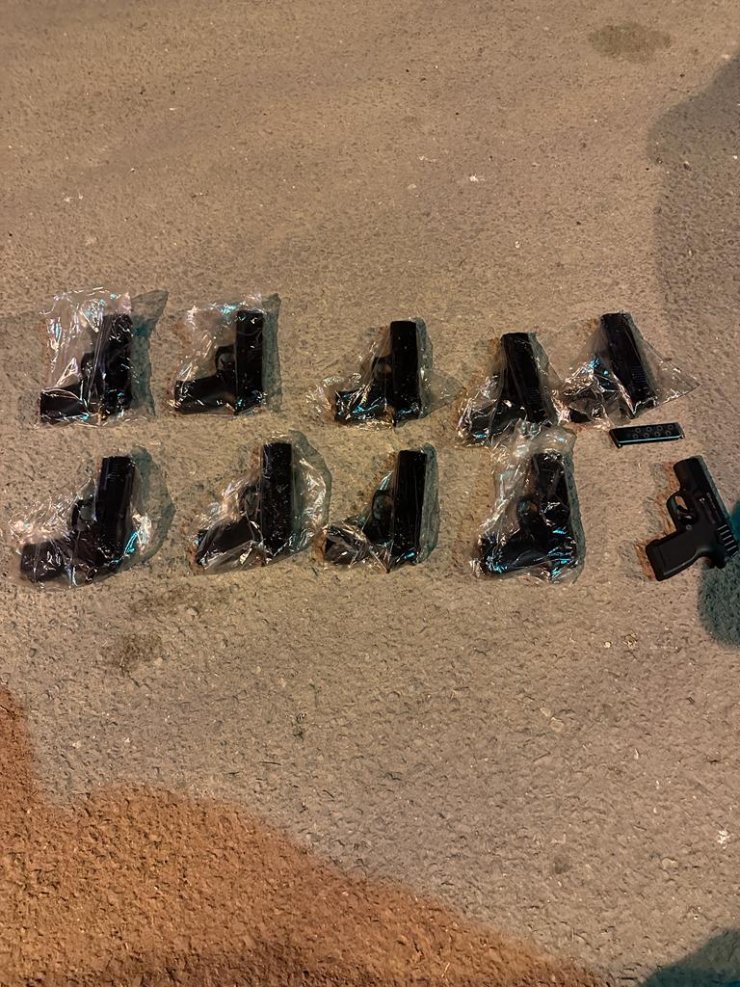 Ankara'da ruhsatsız 19 tabanca ele geçirildi