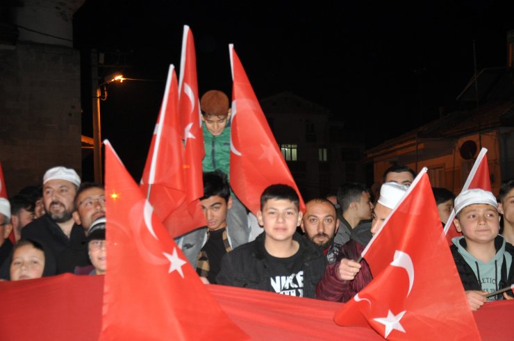 Karaman'da 2 bin kişi, Kur'an-ı Kerim'in yakılmasına tepki gösterdi