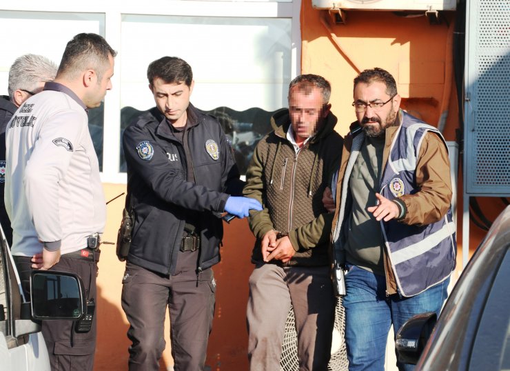 Temizlik görevlisi işine son verilince belediyeyi bastı