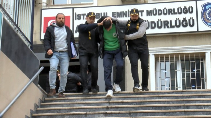 10 milyon liralık gasp kamerada, ilk işi otomobil almak oldu