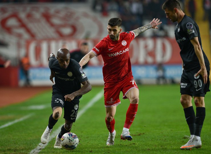 Antalyaspor 6 maç sonra galip