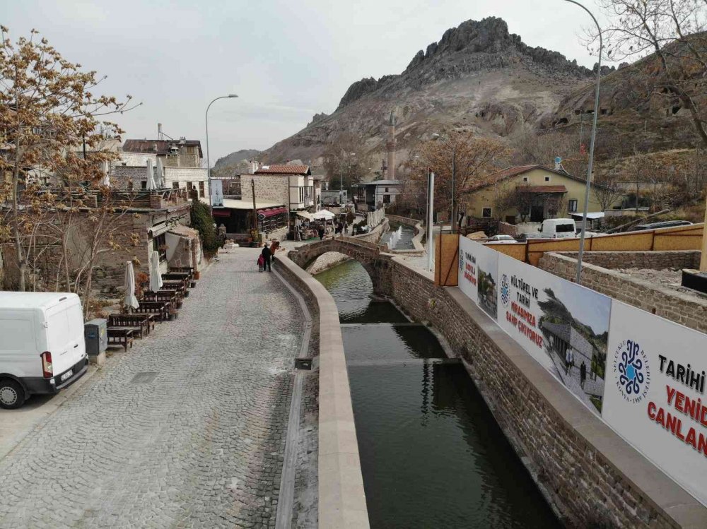 Konya'nın tarihi yerleşim yeri Sille bu yıl kara hasret