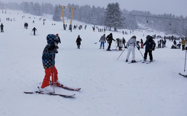 Uludağ’da kar kalınlığı 30 santimetreyi aştı