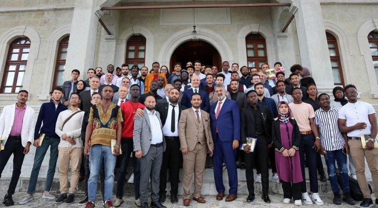 YÖK Başkanı Erol Özvar: Hedefimiz 500 bin uluslararası öğrenci