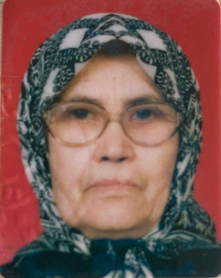 Emekli uzman jandarma, eşini ve oğlunu öldürdü