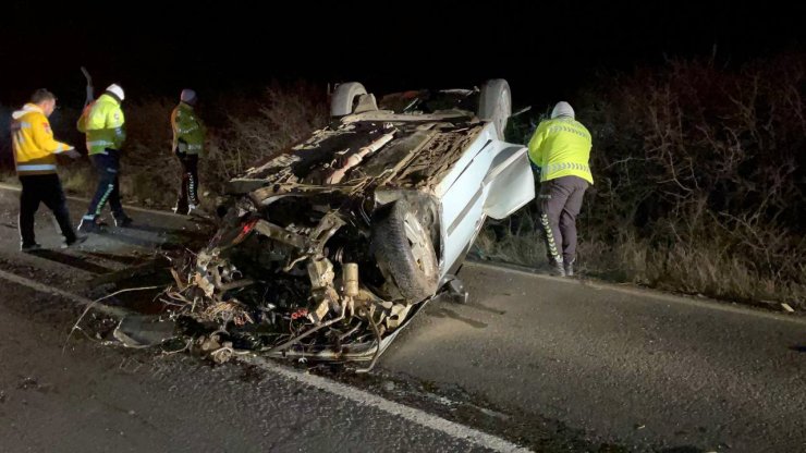 Otomobil, takla attı: 1 ölü, 1 yaralı