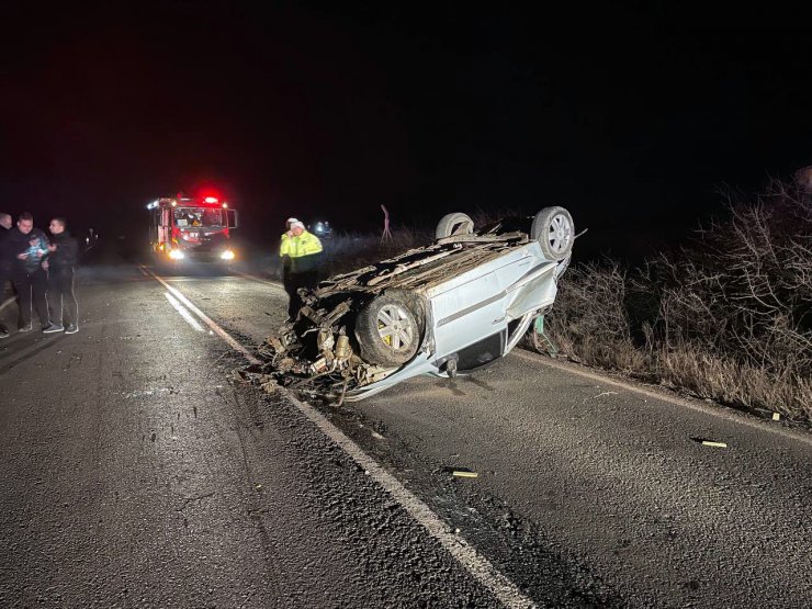 Otomobil, takla attı: 1 ölü, 1 yaralı