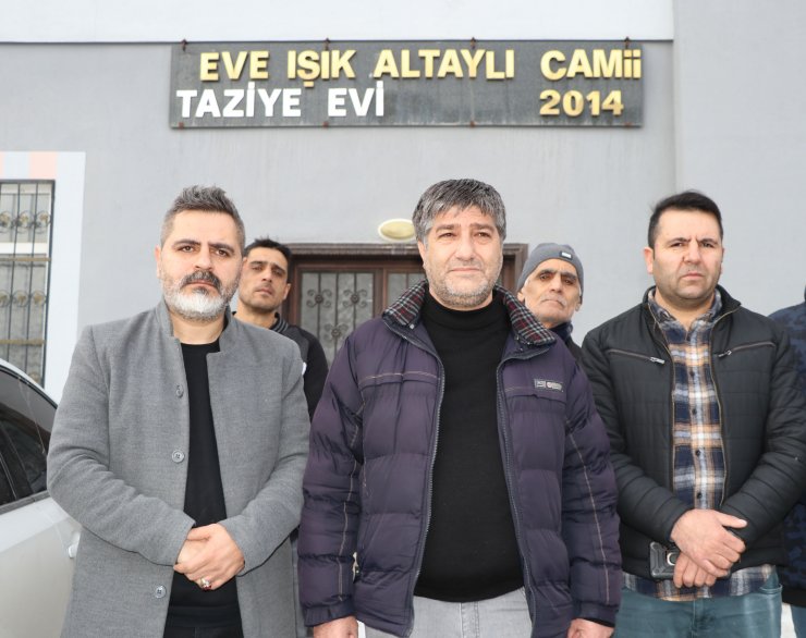 Köpek saldırısında hayatını kaybeden Emir, toprağa verildi