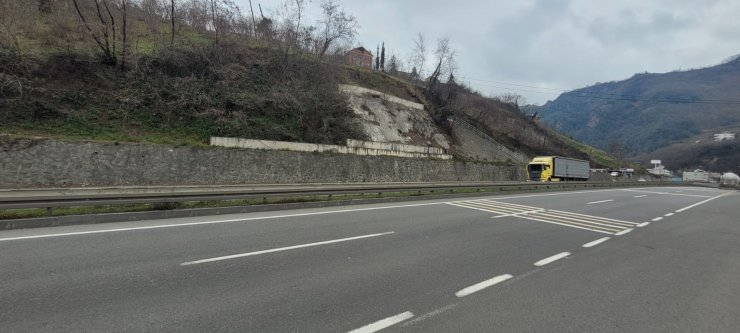 İşe giderken otomobilin çarptığı Tarık öldü; kaza anı kamerada