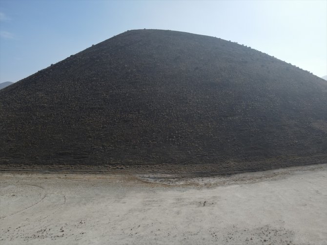 Konya'da kuruyan Meke Gölü'nü, hayata döndürecek projede sona gelindi