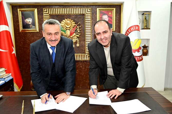 Konya'daki belediye işçilerin maaşına yüzde 77 zam yaptı