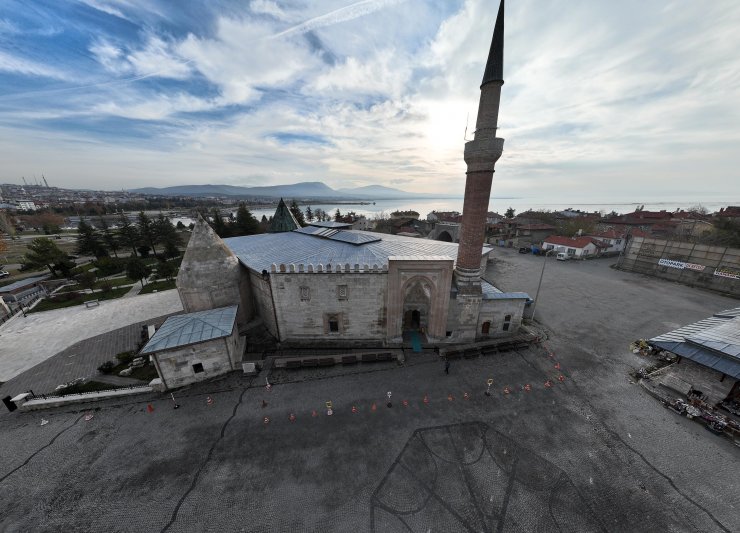 Konya'daki tarihi cami bu sayede ayakta kalmış