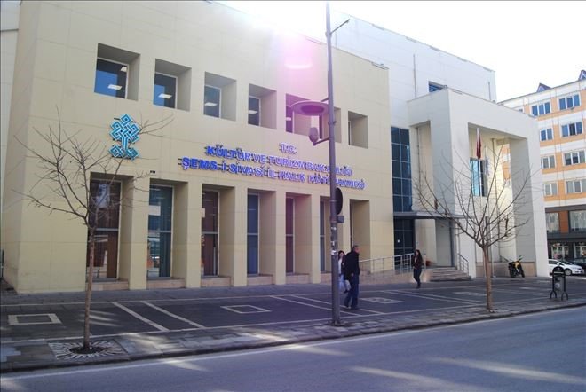 Şems-i Sivasi  Kütüphanesi ziyaretçi akınına uğradı