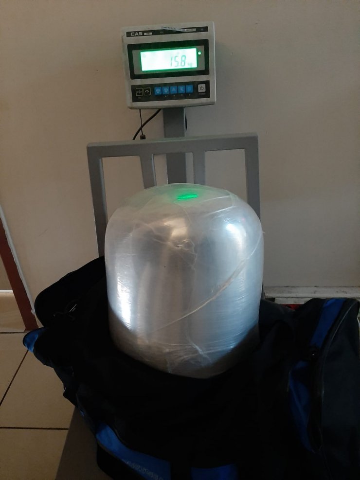 'Spora gidiyorum' diyerek uyuşturucu satmışlar; 5 tutuklama