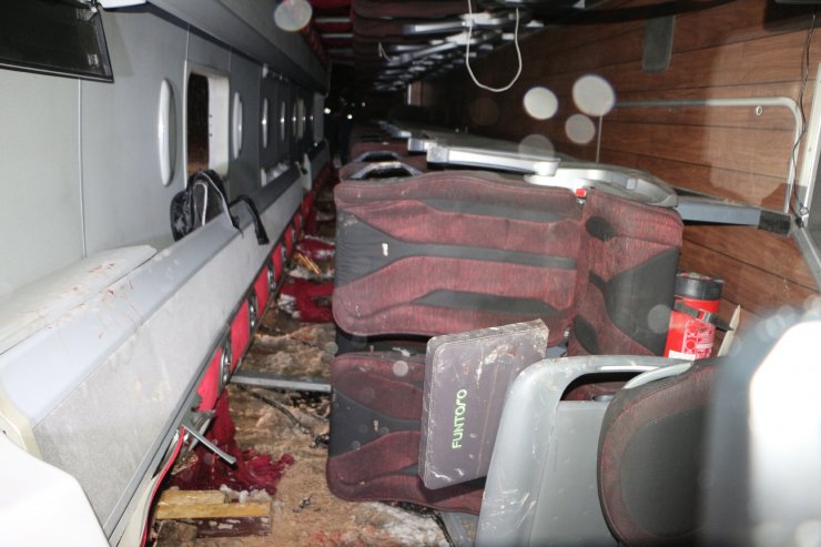 Tokat'ta yolcu otobüsü devrildi: 1 ölü, 15 yaralı