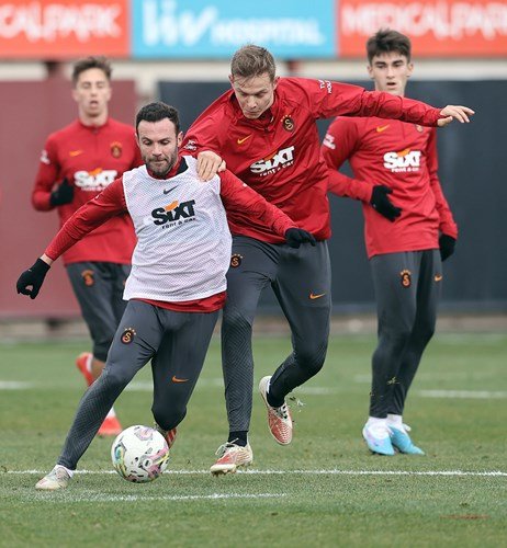 Galatasaray, Trabzonspor maçı hazırlıklarına başladı