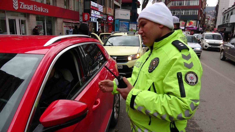 Polisi gören itiraz etse de cezadan kurtulamadı